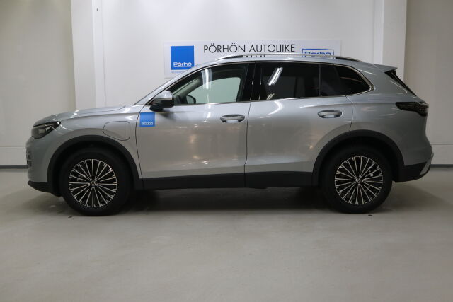 Volkswagen Tiguan 2025 Elegance 75-v Juhlamalli eHybrid 150 kW DSG-automaatti