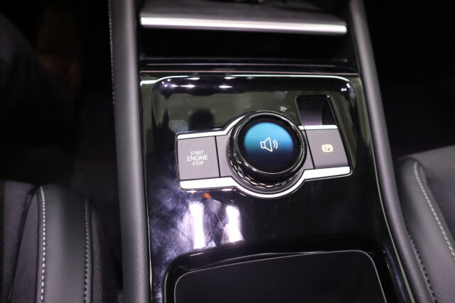 Volkswagen Tiguan 2025 Elegance 75-v Juhlamalli eHybrid 150 kW DSG-automaatti
