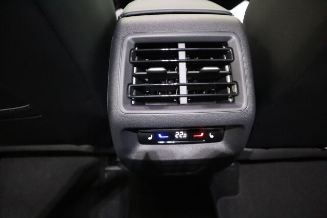 Volkswagen Tiguan 2025 Elegance 75-v Juhlamalli eHybrid 150 kW DSG-automaatti