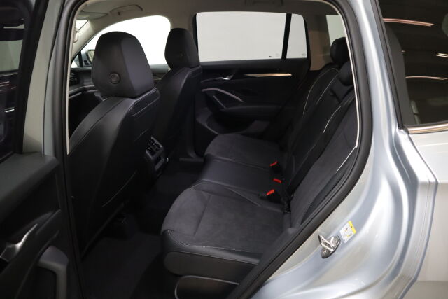 Volkswagen Tiguan 2025 Elegance 75-v Juhlamalli eHybrid 150 kW DSG-automaatti