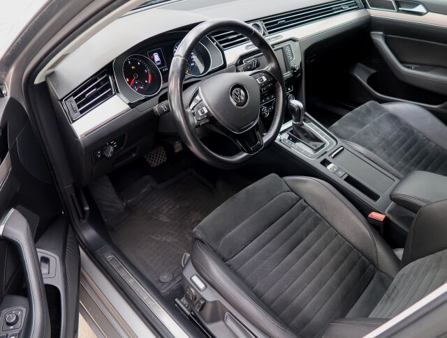 Volkswagen Passat 2015 Variant Highline 2,0 TDI 110 kW BlueMotion Technology DSG-automaatti