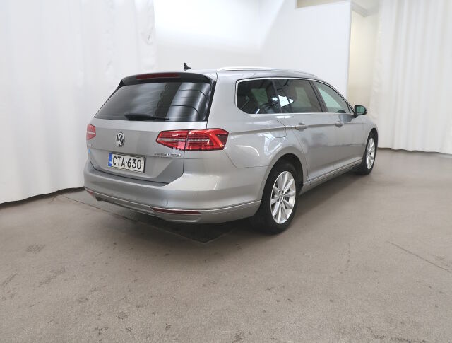 Volkswagen Passat 2015 Variant Highline 2,0 TDI 110 kW BlueMotion Technology DSG-automaatti
