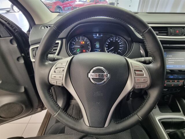 NISSAN Qashqai 2015 DIG-T 163 Acenta 2WD 6M/T Safety Pack Connect / Koukku / Navi / P-kamera