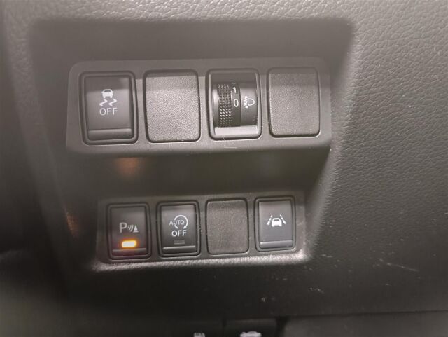 NISSAN Qashqai 2015 DIG-T 163 Acenta 2WD 6M/T Safety Pack Connect