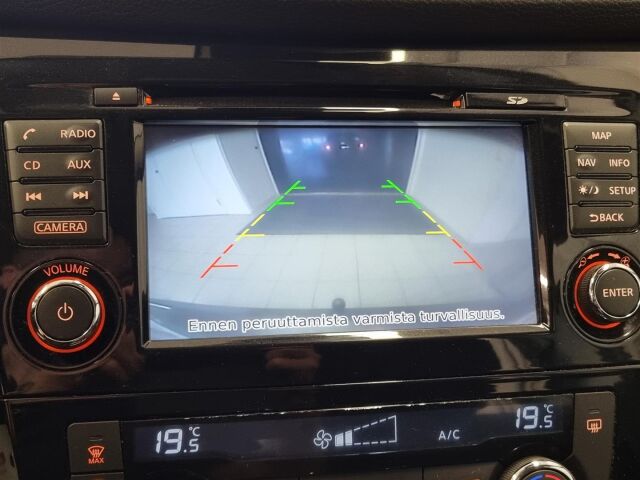 NISSAN Qashqai 2015 DIG-T 163 Acenta 2WD 6M/T Safety Pack Connect / Koukku / Navi / P-kamera