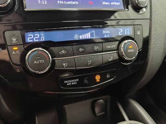 NISSAN Qashqai 2015 DIG-T 163 Acenta 2WD 6M/T Safety Pack Connect