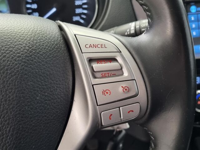 NISSAN Qashqai 2015 DIG-T 163 Acenta 2WD 6M/T Safety Pack Connect / Koukku / Navi / P-kamera