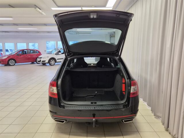 SKODA Octavia 2015 Combi 2,0 TDI RS