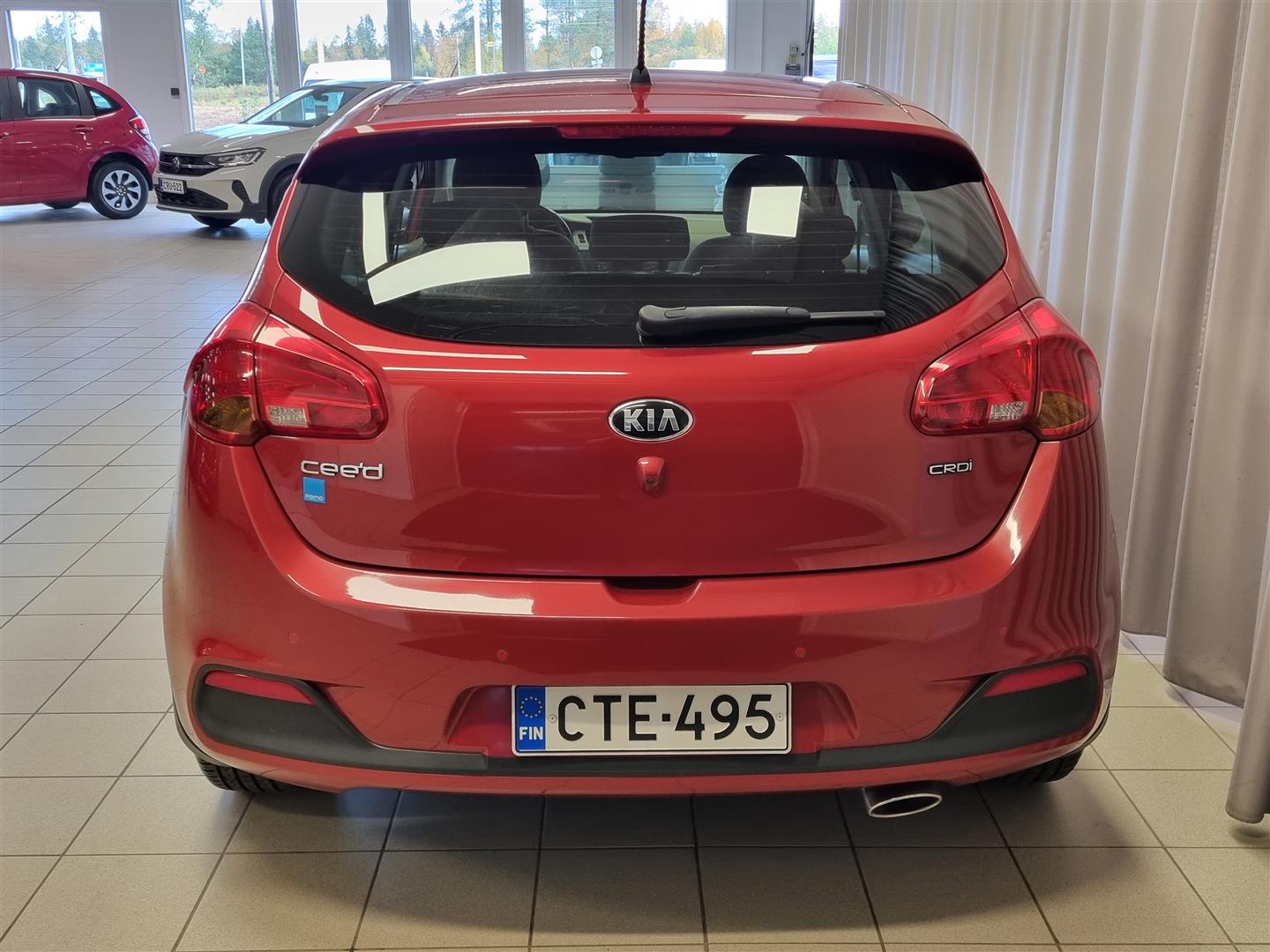 Kia Ceed 1,6 CRDi EX 5D A/T 2015, photo 5/21