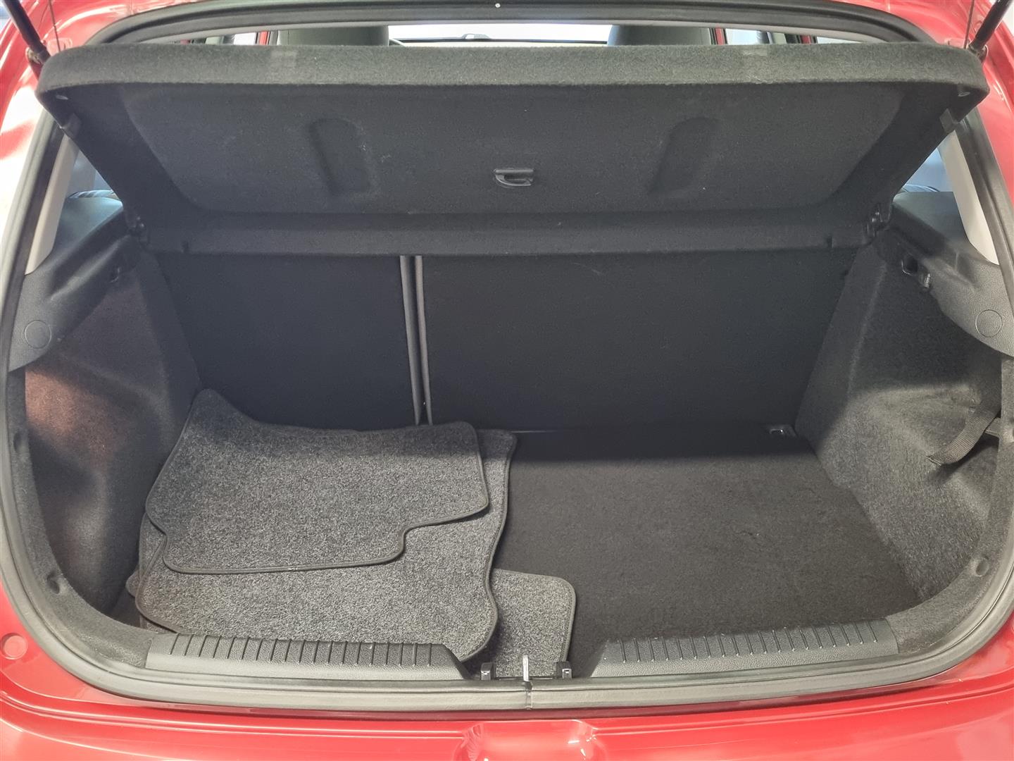 Kia Ceed 1,6 CRDi EX 5D A/T 2015, photo 6/21
