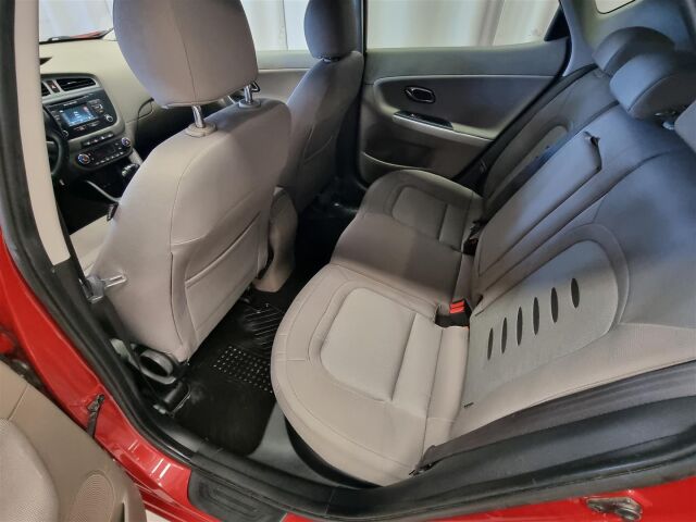 KIA cee'd 2015 1,6 CRDi EX 5D A/T