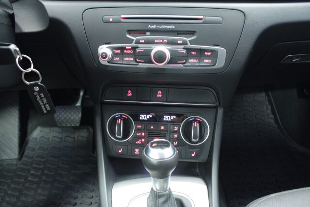 AUDI Q3 2015 Business 1,4 TFSI COD 110 kW S tronic