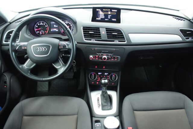 AUDI Q3 2015 Business 1,4 TFSI COD 110 kW S tronic