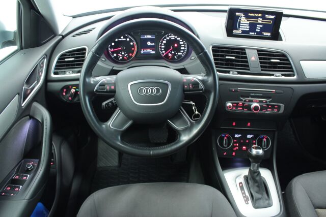 AUDI Q3 2015 Business 1,4 TFSI COD 110 kW S tronic