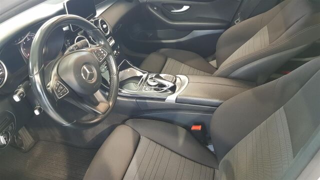 MERCEDES-BENZ C 2015 180 BlueTec A Premium Business