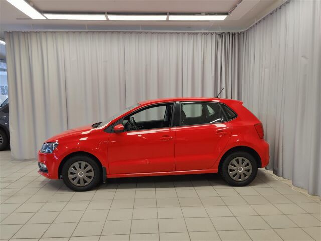VOLKSWAGEN Polo 2015 Trendline 1,0 55 kW (75 hv) BlueMotion Technology 4-ovinen