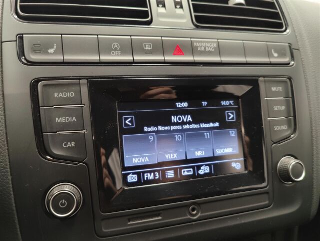 VOLKSWAGEN Polo 2015 Trendline 1,0 55 kW (75 hv) BlueMotion Technology 4-ovinen