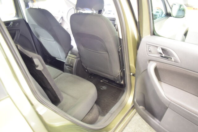 SKODA Yeti 2015 1,6 TDI Ambition DSG Autom.