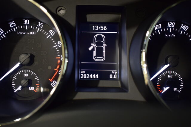 SKODA Yeti 2015 1,6 TDI Ambition DSG Autom.