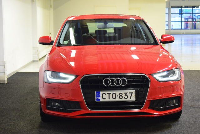 AUDI A4 2015 Sedan Business Sport 2,0 TDI 100 kW ultra