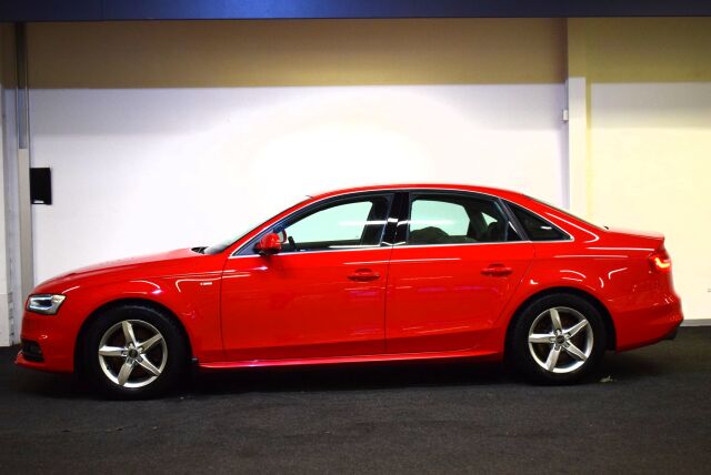 AUDI A4 2015 Sedan Business Sport 2,0 TDI 100 kW ultra