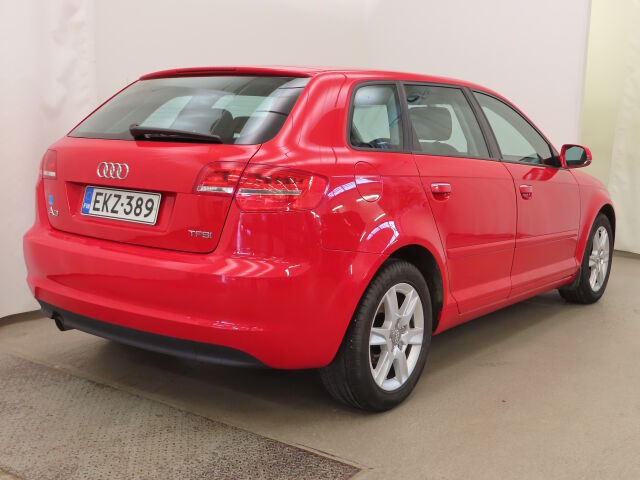 Audi A3 2010 Sportback Attraction Business 1,2 TFSI 77 kW Start-Stop