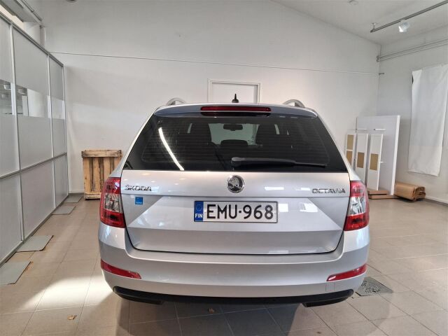 SKODA Octavia 2014 Combi 1,4 TSI Elegance DSG Autom.