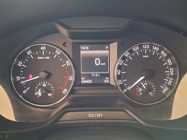 SKODA Octavia 2014 Combi 1,4 TSI Elegance DSG Autom.