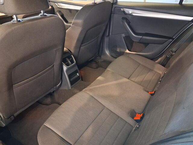 SKODA Octavia 2014 Combi 1,4 TSI Elegance DSG Autom.