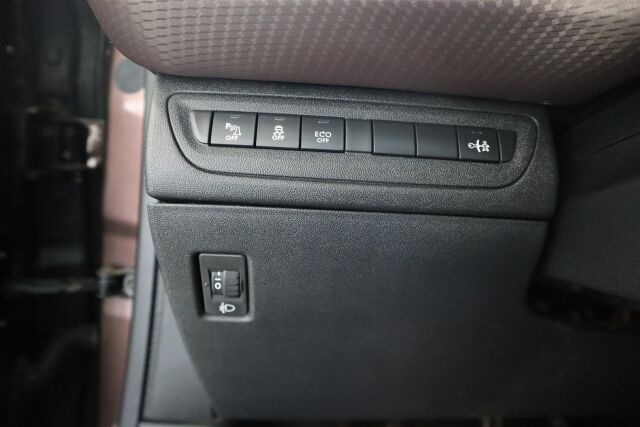 PEUGEOT 2008 2014 Allure e-HDi 92 FAP 2Tronic