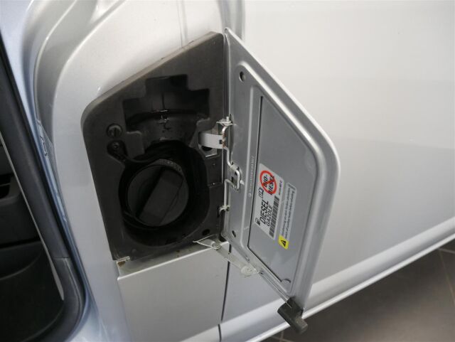 VOLKSWAGEN Transporter 2015 umpipakettiauto pitkä 2,0 TDI 132 kW DSG 4MOTION Classic BlueMotion Tecnhology