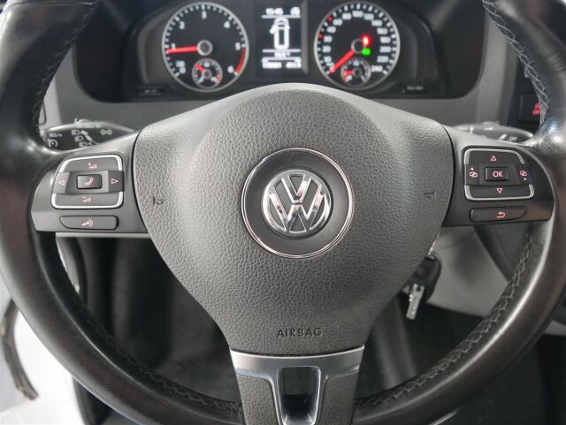 VOLKSWAGEN Transporter 2015 umpipakettiauto pitkä 2,0 TDI 132 kW DSG 4MOTION Classic BlueMotion Tecnhology