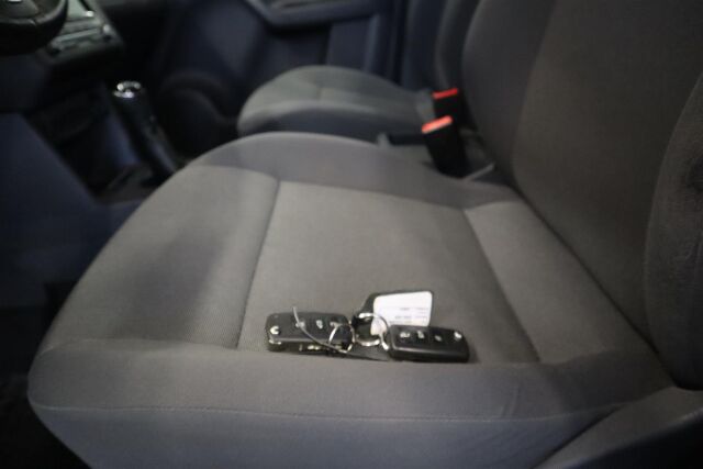 VOLKSWAGEN Caddy Maxi 2015 umpipakettiauto 1,6 TDI 75kW BlueMotion Technology.   Siisti ehjä paku!