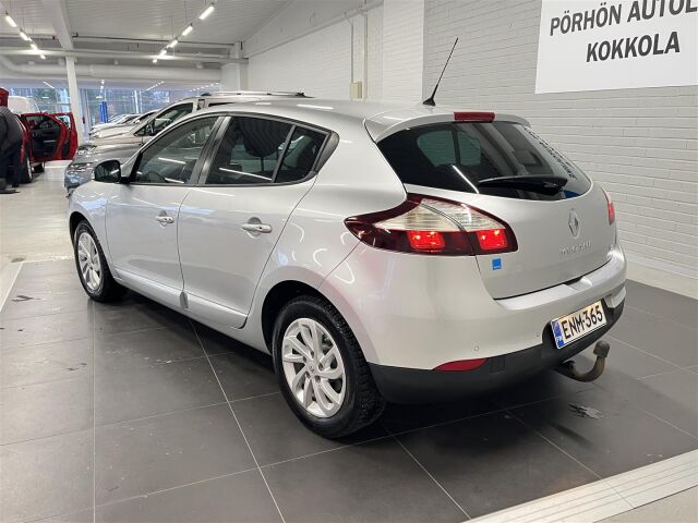 RENAULT Megane 2015 Hatchback Energy TCe 115 S&S Limited, vähän ajettu 1-omisteinen yksilö!
