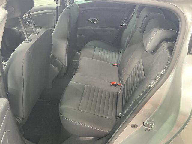 RENAULT Megane 2015 Hatchback Energy TCe 115 S&S Limited, vähän ajettu 1-omisteinen yksilö!