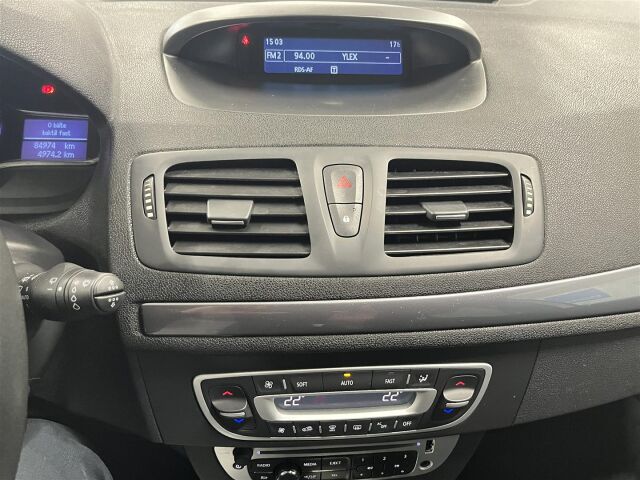 RENAULT Megane 2015 Hatchback Energy TCe 115 S&S Limited, vähän ajettu 1-omisteinen yksilö!