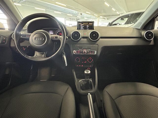 AUDI A1 2016 Sportback Comfort 1,0 TFSI 70 kW ultra