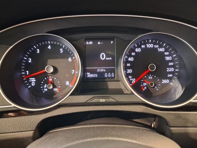 VOLKSWAGEN Passat 2015 Variant Comfortline 1,4 TSI 92 kW (125 hv) BlueMotion Technology DSG-aut
