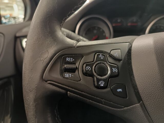 OPEL Astra 2015 5-ov Innovation 1,4 Turbo ecoFLEX Start/Stop 110kW MT6**OIKHEIN HYVÄ PELI KAIKILLA MAUSTHEILLA*