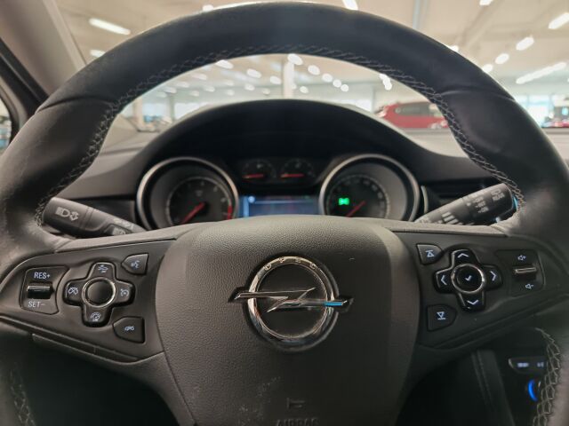 OPEL Astra 2015 5-ov Innovation 1,4 Turbo ecoFLEX Start/Stop 110kW MT6**OIKHEIN HYVÄ PELI KAIKILLA MAUSTHEILLA*