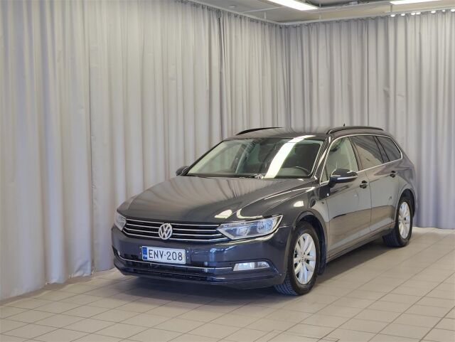VOLKSWAGEN Passat 2015 Variant Comfortline 1,6 TDI 88 kW (120 hv)