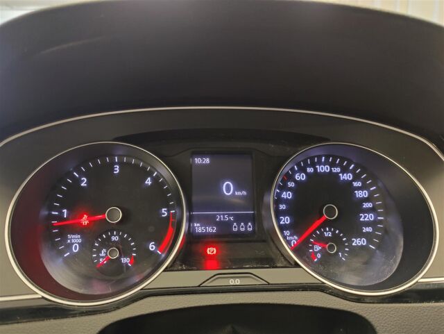 VOLKSWAGEN Passat 2015 Variant Comfortline 1,6 TDI 88 kW (120 hv)