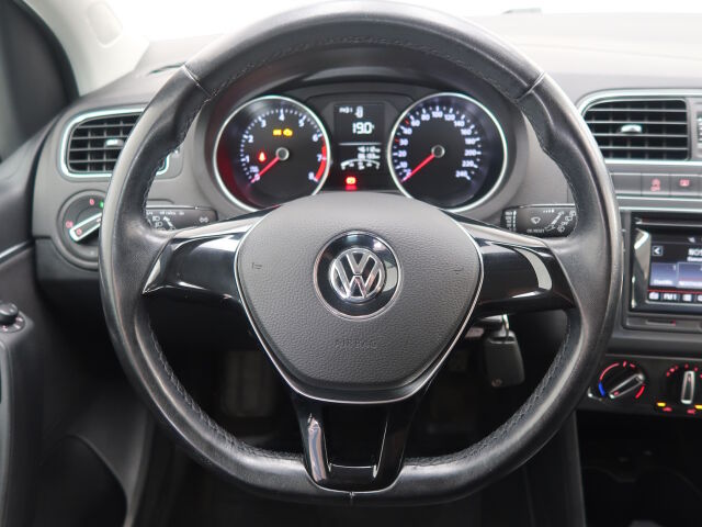 Volkswagen Polo 2015 Comfortline 1,2 TSI 66 kW (90 hv)