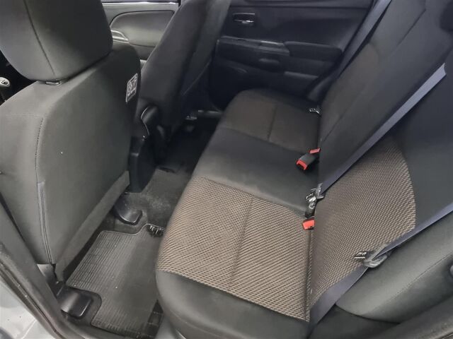 MITSUBISHI ASX 2016 1,6 MIVEC Invite 5MT / Vetokoukku / Vakionopeuden säädin / Tutka