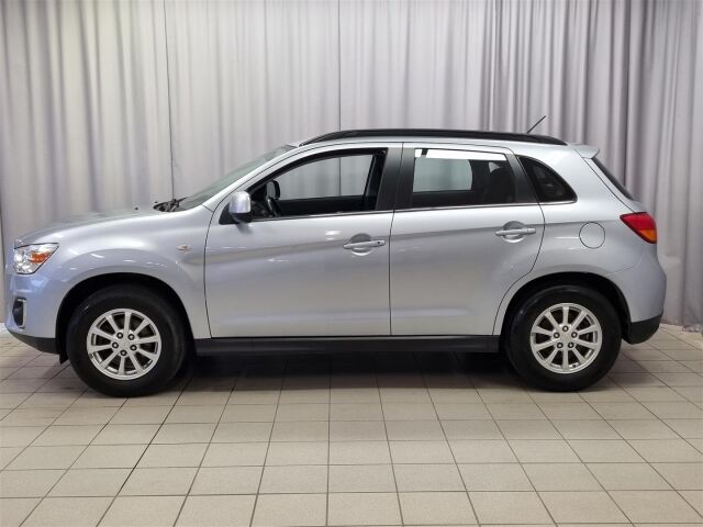 MITSUBISHI ASX 2016 1,6 MIVEC Invite 5MT / Vetokoukku / Vakionopeuden säädin / Tutka