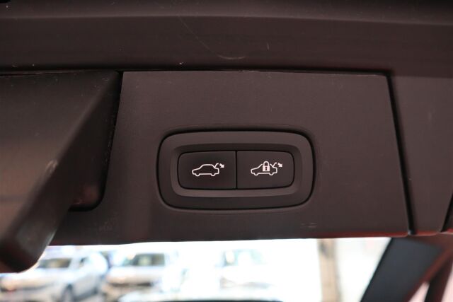 VOLVO V90 2017 D3 AWD Business aut