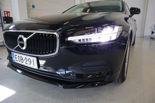 VOLVO V90 2017 D3 AWD Business aut