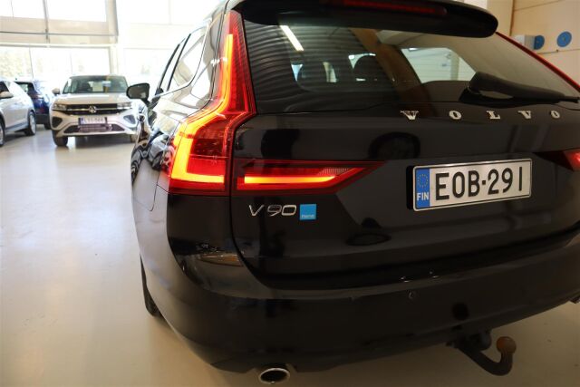 VOLVO V90 2017 D3 AWD Business aut