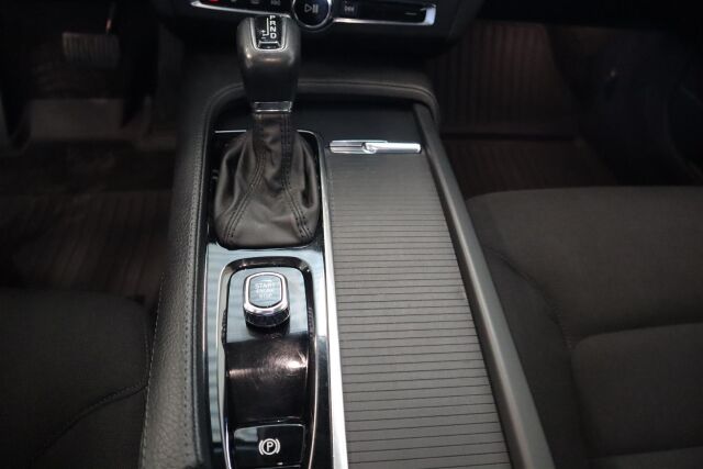 VOLVO V90 2017 D3 AWD Business aut