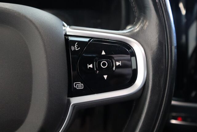 VOLVO V90 2017 D3 AWD Business aut
